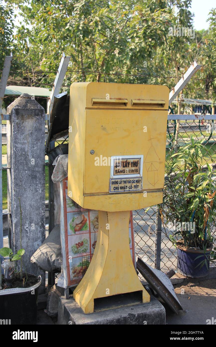 Ancienne boîte postale au Vietnam Banque D'Images