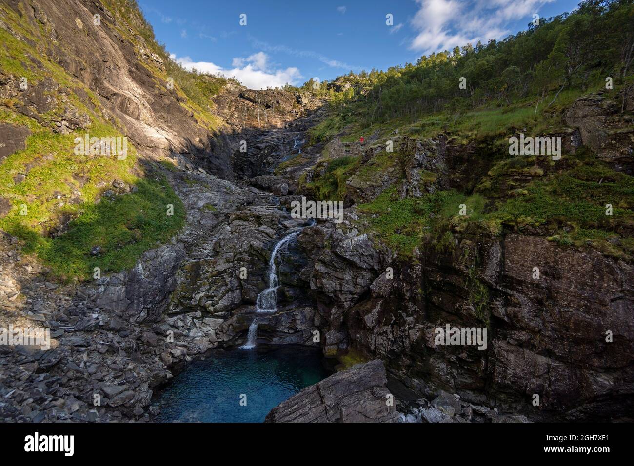 Cascade de Kjossossen en été, Norvège, Europe Banque D'Images
