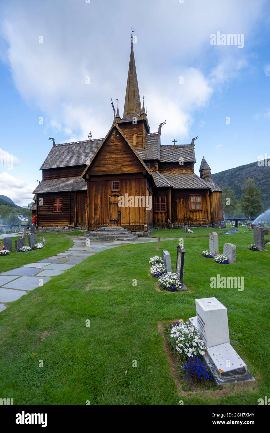 Lomskyrkja - église de la rive à LOM, comté d'Innlandet, Norvège, Europe Banque D'Images