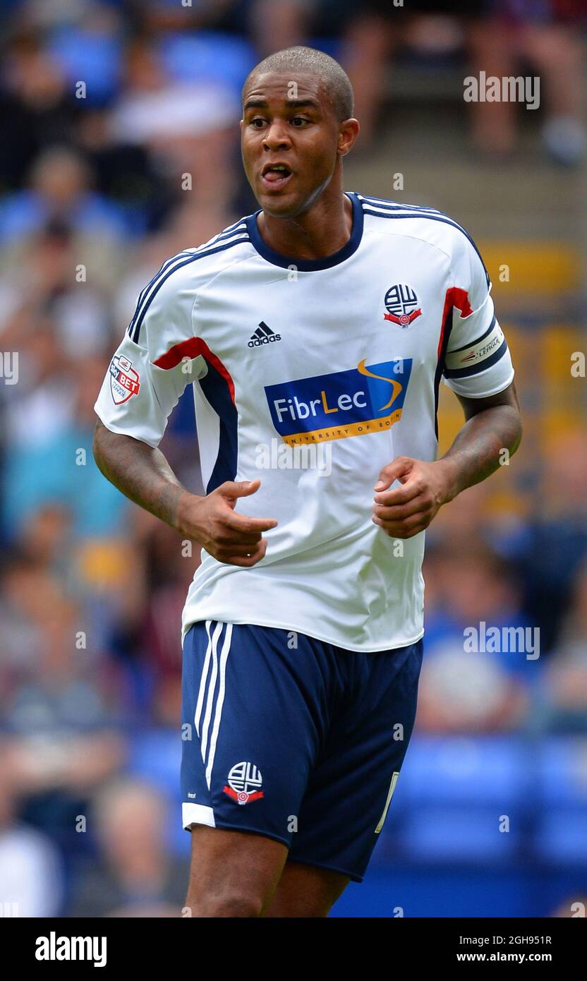 Zat Knight of Bolton Wanderers lors du match de championnat Sky Bet entre Bolton Wanderers et Reading qui a eu lieu au stade Reebok à Bolton, au Royaume-Uni, le 10 août 2013. Photo de: Simon Bellis Banque D'Images