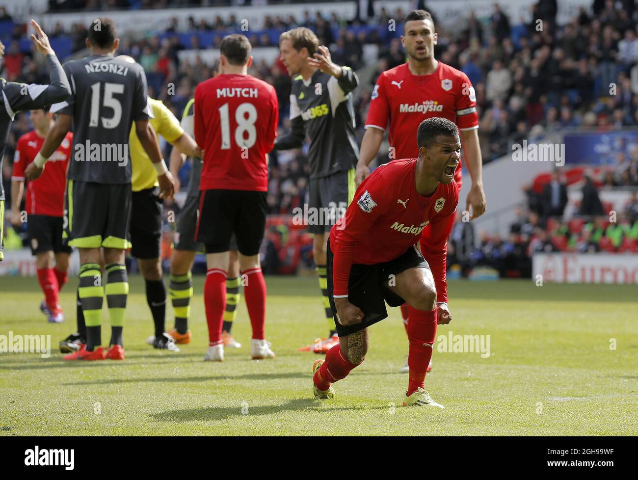 Fraizer Campbell, de Cardiff, fête ses cobales lors du match de la Barclays Premier League entre Cardiff City et Stoke City qui s'est tenu au stade de Cardiff City à Cardiff, pays de Galles, le 19 avril 2014. Banque D'Images