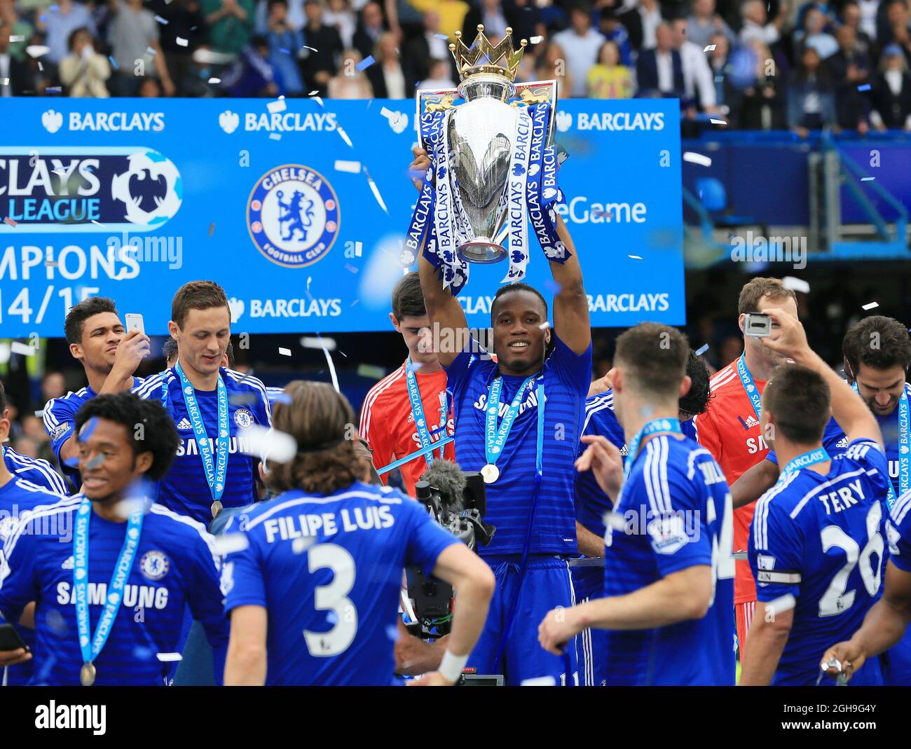 Les joueurs de Chelsea célèbrent avec le trophée lors du match de la Barclays Premier League entre Chelsea et Sunderland au Stamford Bridge, Londres, le 24 mai 2015. Photo : David Klein. Banque D'Images
