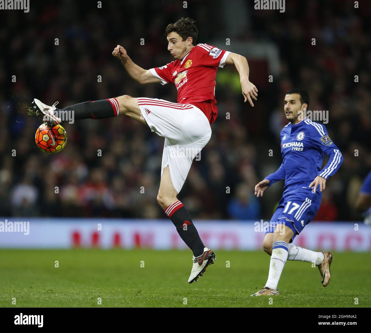 Image #: 41636032 28 décembre 2015 - Manchester, Royaume-Uni - Matteo Darmian of Manchester United - Premier League anglaise - Manchester Utd vs Chelsea - Old Trafford Stadium - Manchester - Angleterre - 28 décembre 2015 Banque D'Images