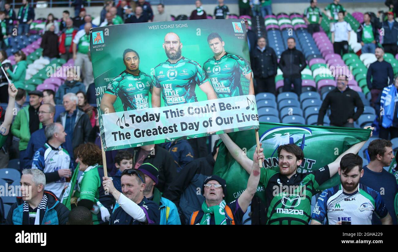 Les fans de Connacht célèbrent après avoir remporté le match de finale Guinness Pro12 au stade BT Murrayfield, à Édimbourg. Le crédit photo devrait se lire comme suit : Lynne Cameron/Sportimage via PA Images Banque D'Images