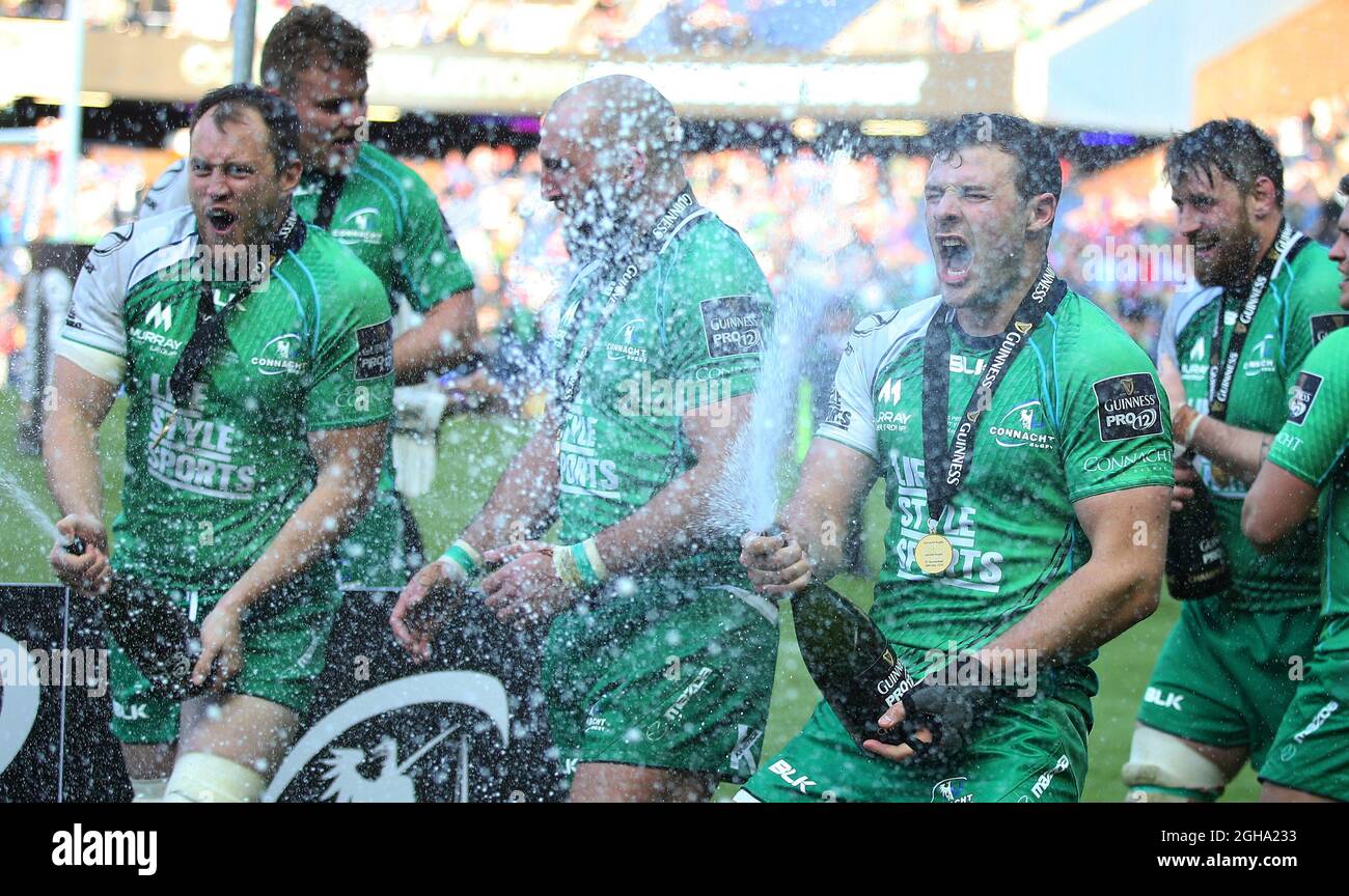 Robbie Henshaw, de Connacht, célèbre la victoire du match de finale Guinness Pro12 au stade BT Murrayfield, à Édimbourg. Le crédit photo devrait se lire comme suit : Lynne Cameron/Sportimage via PA Images Banque D'Images