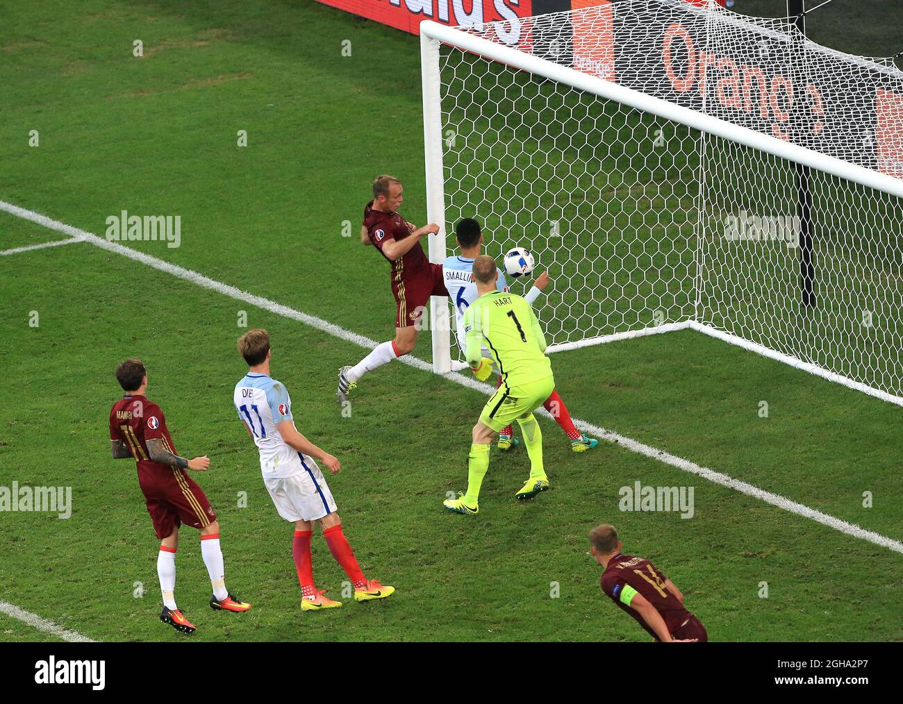 Vasili Berezutski de Russie marque le but égalisateur lors du championnat d'Europe de l'UEFA 2016 au Stade Velodrome, Marseille. Date de la photo 11 juin 2016 pic David Klein/Sportimage via PA Images Banque D'Images