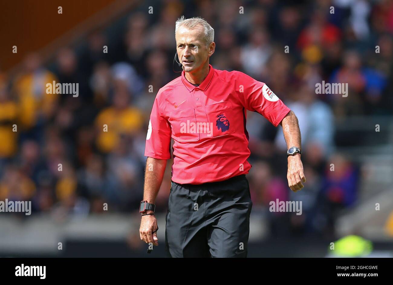 Martin Atkinson arbitre lors du match de la Premier League au stade Molineux, Wolverhampton. Photo date 25 août 2018. Le crédit photo doit se lire comme suit : James Wilson/Sportimage via PA Images Banque D'Images