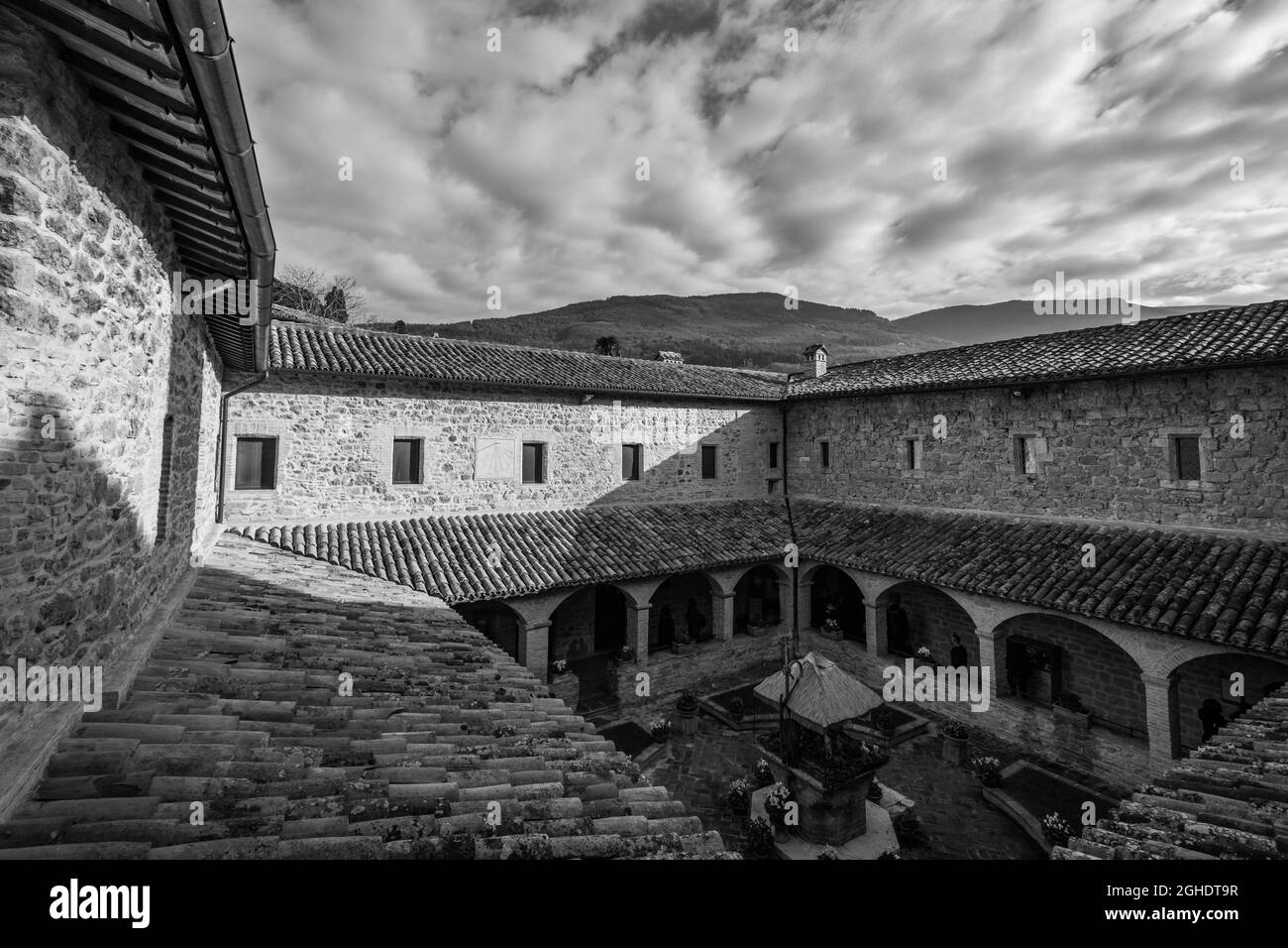 Assise, église de San Damiano. L'église de San Damiano, est l'endroit où Saint Clare est mort et où Saint François a trouvé la conversion. Banque D'Images