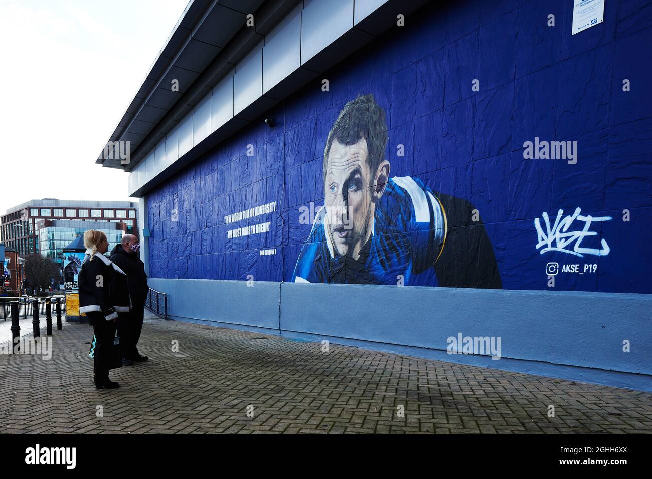 Rob Burrow, joueur de la Leeds Rugby League, peint sur le côté des bâtiments et des murs Sport Related Street Art en souvenir de leurs héros, Picture date 16 décembre 2020. Le crédit photo doit se lire comme suit : John Clifton/Sportimage via PA Images Banque D'Images