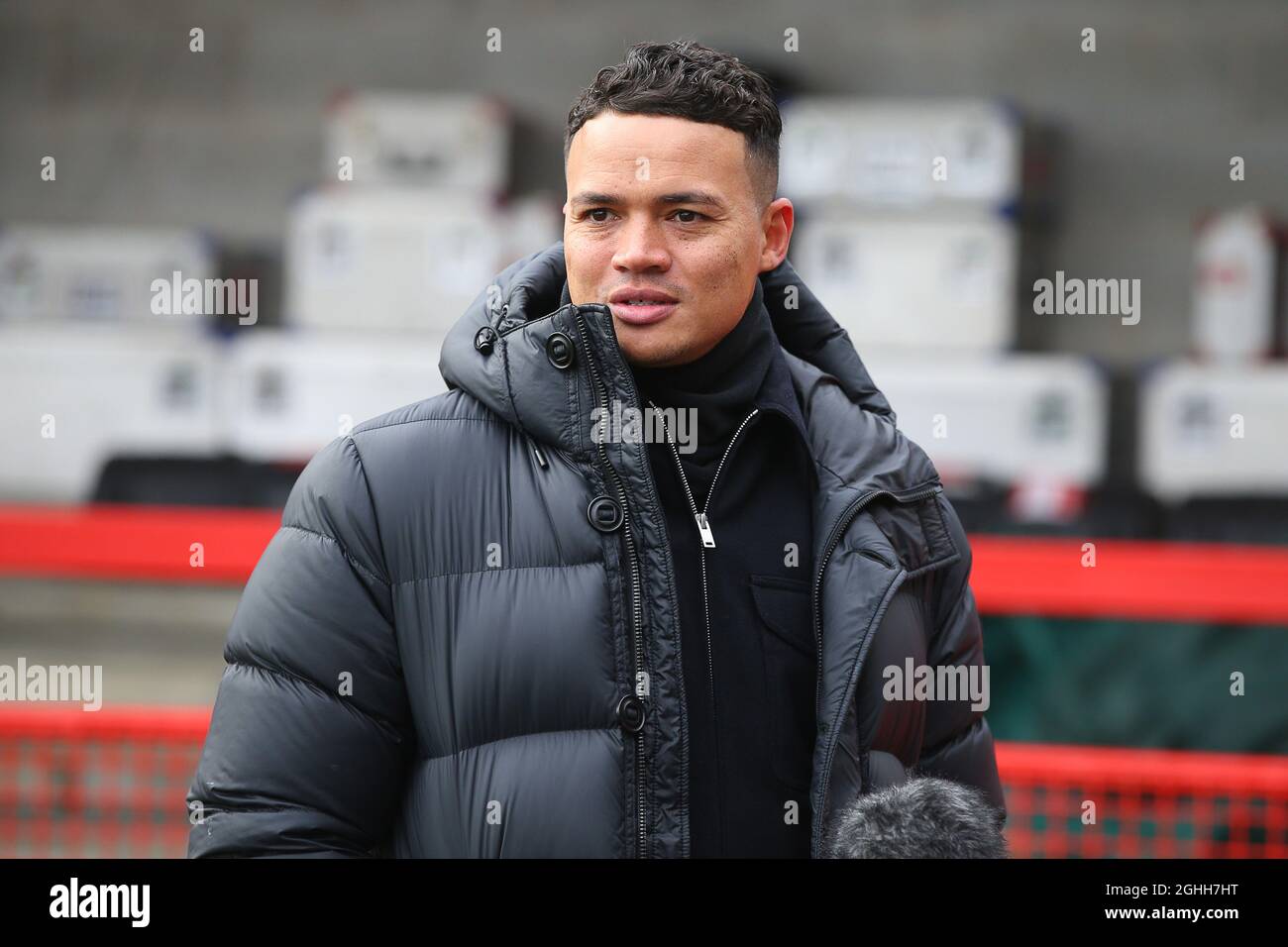 Un joueur de football, Jermaine Jenas, lors du match de la coupe FA au stade People Pension, Crawley. Date de la photo : 10 janvier 2021. Le crédit photo doit se lire comme suit : Paul Terry/Sportimage via PA Images Banque D'Images