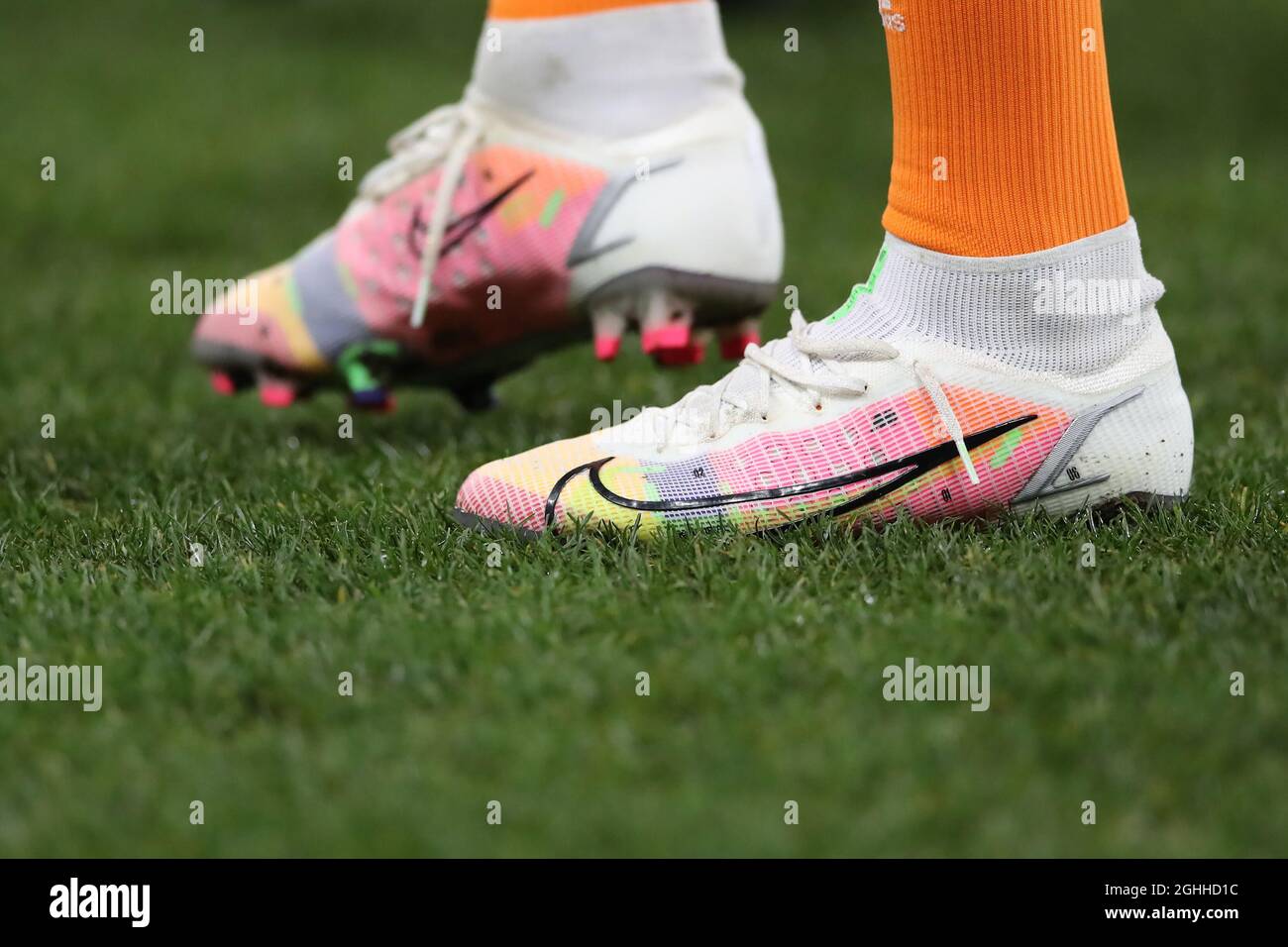 Cristiano Ronaldo des nouvelles chaussures de football Nike Mercurial de  Juventus est visible pendant l'échauffement avant le match série A de Luigi  Ferraris, Gênes. Date de la photo : 30 janvier 2021.