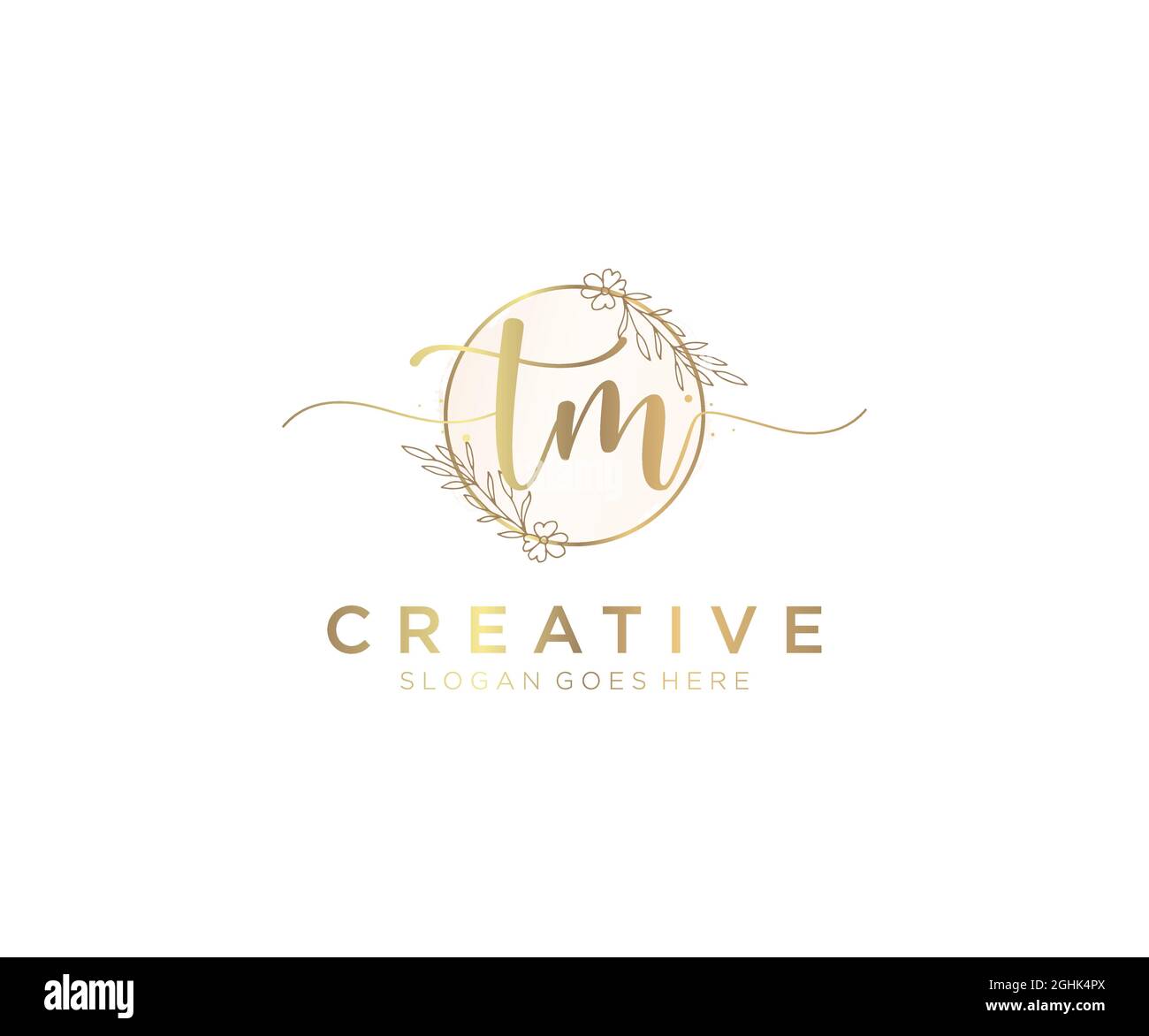 TM logo féminin beauté monogramme et élégant logo design, écriture logo de la signature initiale, mariage, mode, floral et botanique avec créatif Illustration de Vecteur
