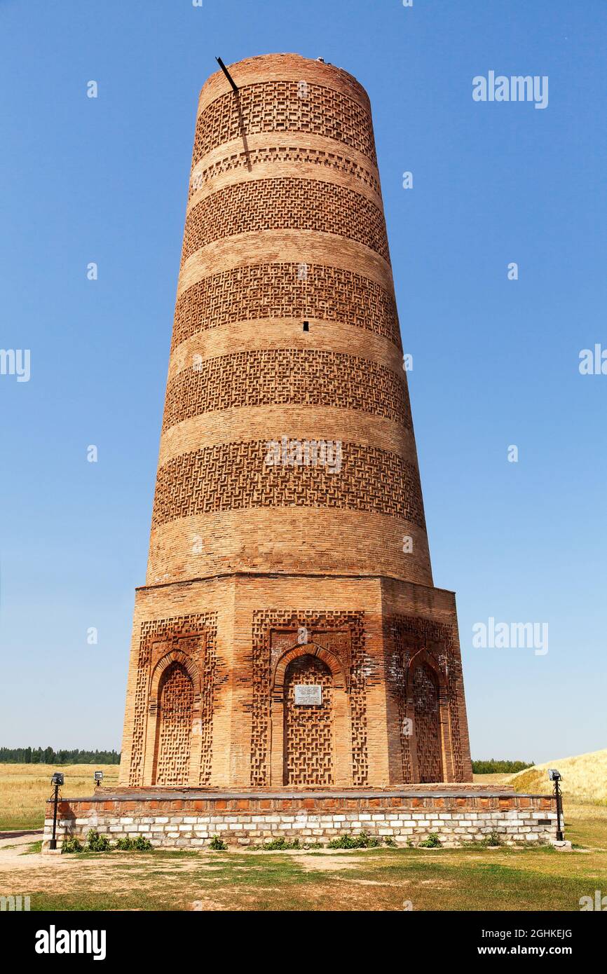 Tour Burana dans la vallée de Chuy au nord de la capitale du pays, Bichkek, Kirghizistan UNESCO Banque D'Images