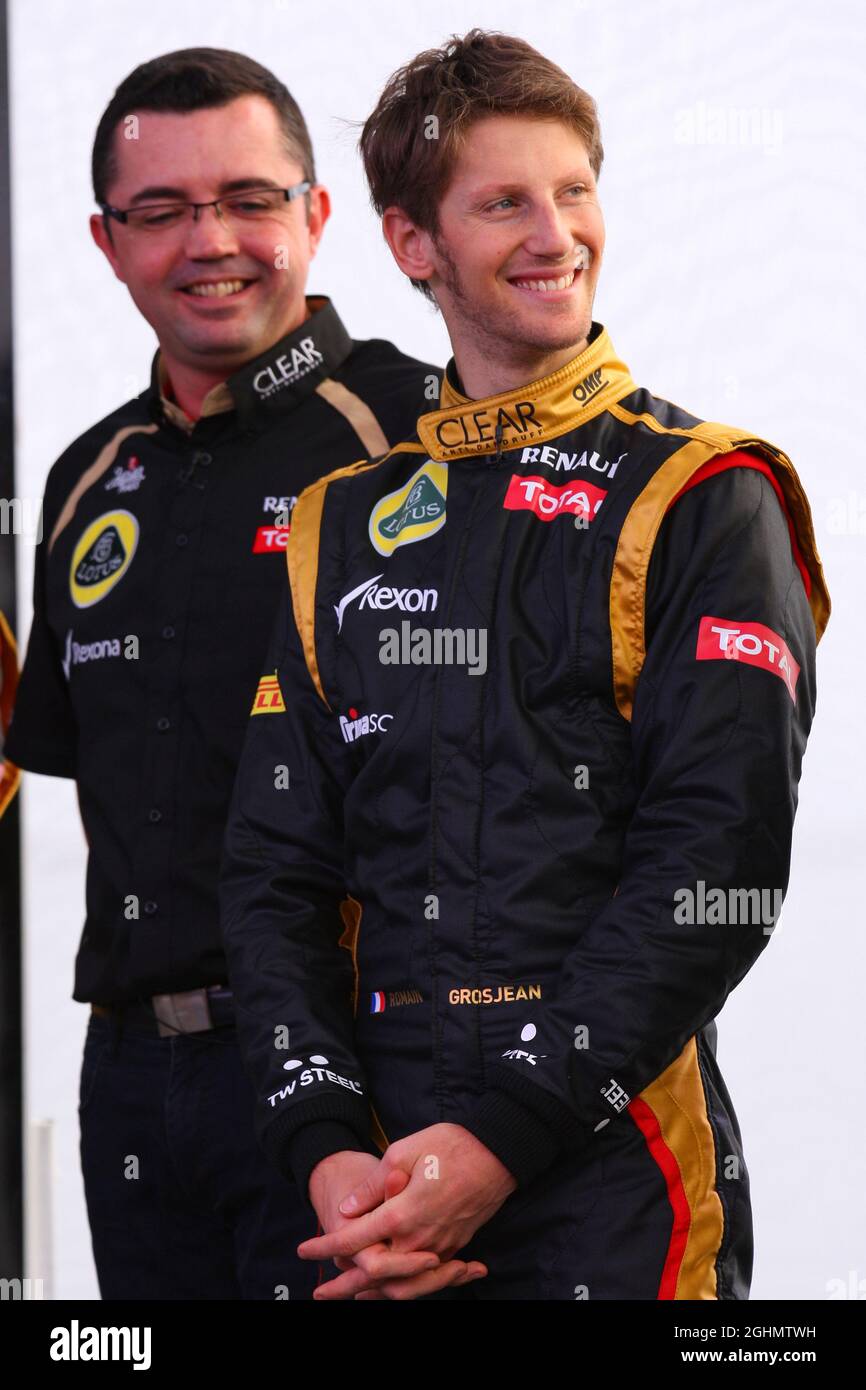 https://c8.alamy.com/compfr/2ghmtwh/06-02-2012-jerez-espagne-eric-boullier-fra-directeur-de-l-equipe-gp-lotus-renault-et-romain-grosjean-fra-ecurie-lotus-renault-f1-team-lancement-de-l-ecurie-lotus-f1-team-e20-2ghmtwh.jpg