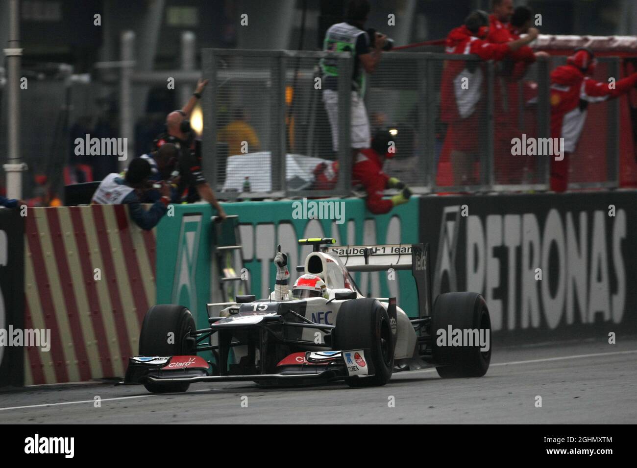 Sergio Perez (MEX), Sauber F1 Team 25.03.2012. Championnat du monde de Formule 1, Rd 2, Grand Prix de Malaisie, Sepang, Malaisie, Dimanche Podium Banque D'Images