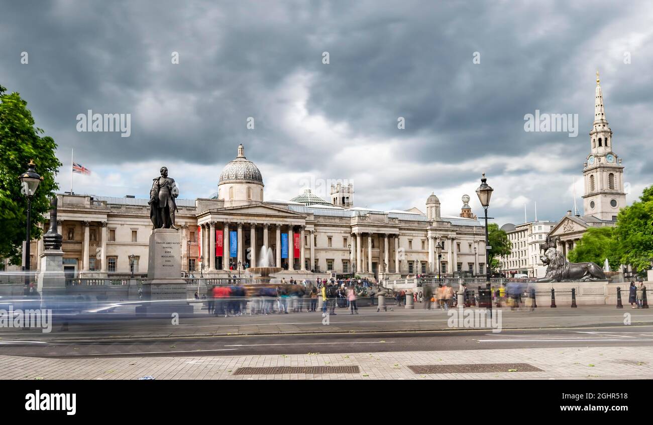 Trafalgar Square avec National Gallery et Church of St. Martin-in-the-Fields, Londres, Angleterre, Royaume-Uni Banque D'Images