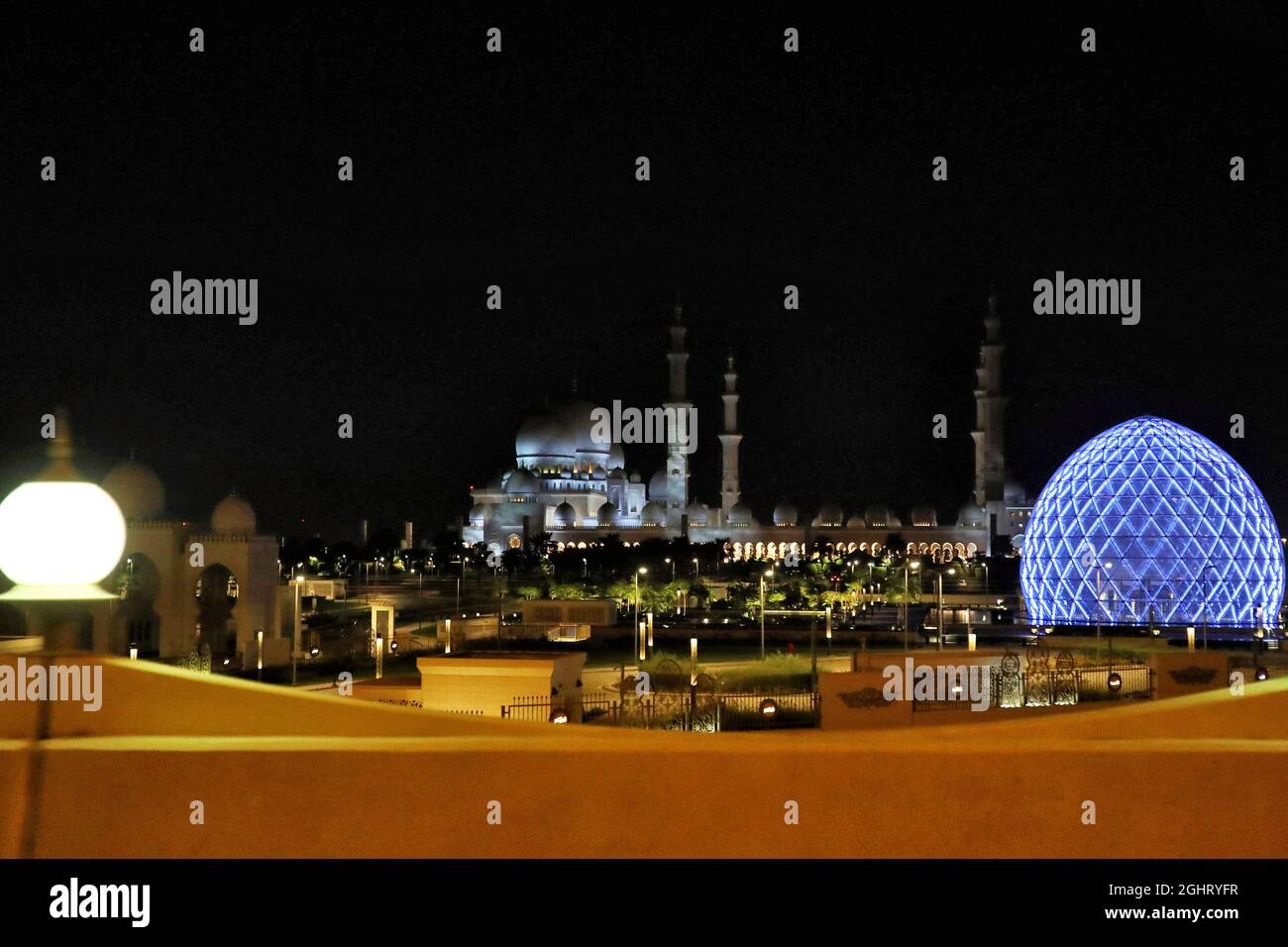 Vue panoramique d'Abu Dhabi. 23.11.2018. Formula 1 World Championship, Rd 21, Grand Prix d'Abu Dhabi, circuit Yas Marina, Abu Dhabi, Practice Day. Le crédit photo doit être lu : images XPB/Press Association. Banque D'Images