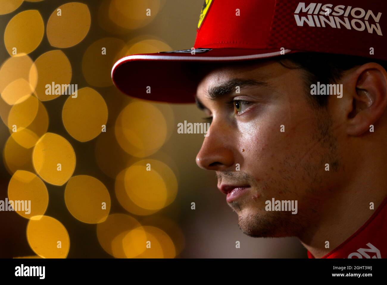 Charles Leclerc (mon) Ferrari. 30.03.2019. Championnat du monde de Formule 1, Rd 2, Grand Prix de Bahreïn, Sakhir, Bahreïn, Jour de qualification. Le crédit photo doit être lu : images XPB/Press Association. Banque D'Images