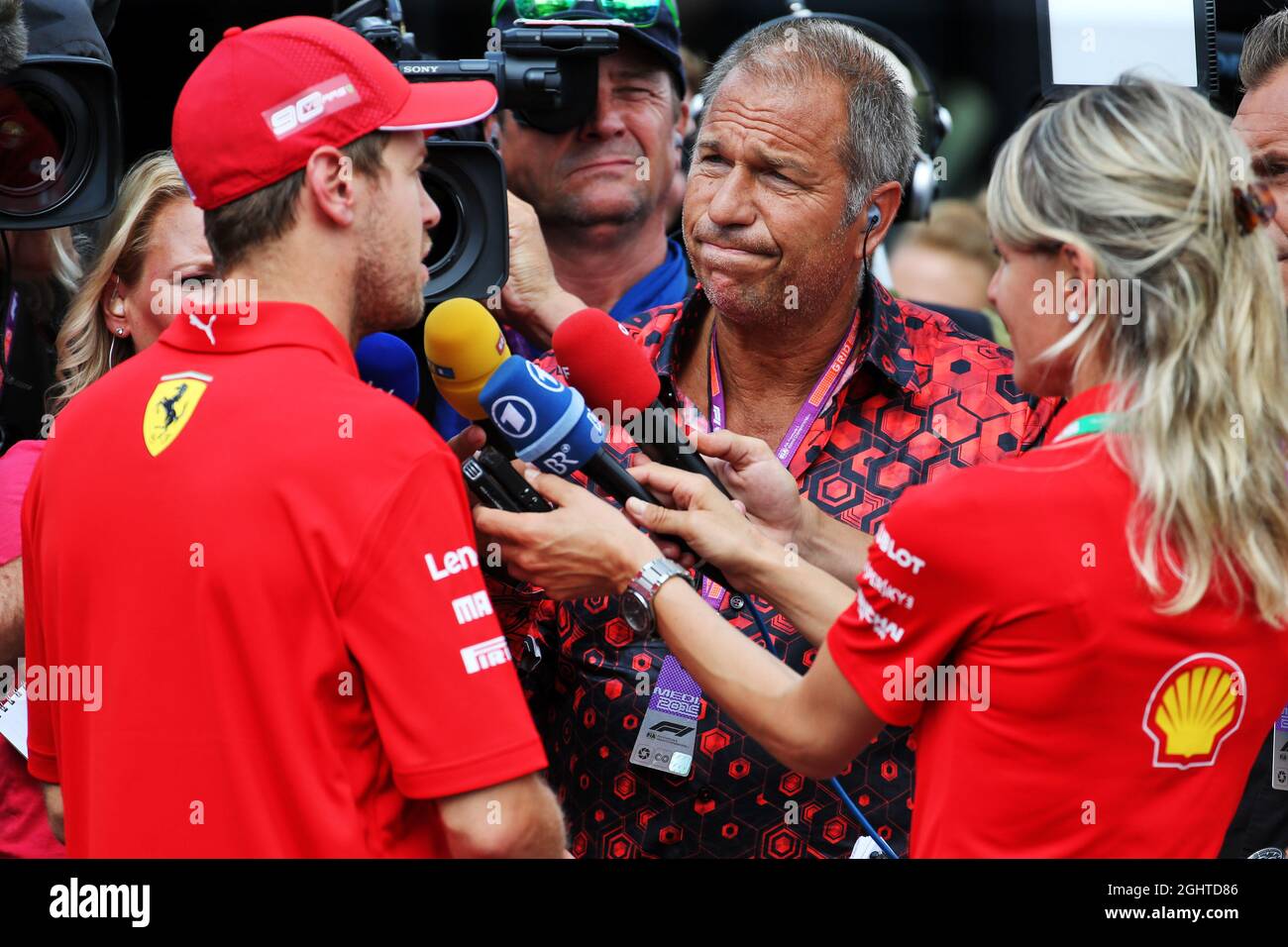 Sebastian Vettel (GER) Ferrari avec Kai Ebel (GER) RTL TV Presenter. 27.07.2019. Championnat du monde de Formule 1, Rd 11, Grand Prix d'Allemagne, Hockenheim, Allemagne, Jour de qualification. Le crédit photo doit être lu : images XPB/Press Association. Banque D'Images