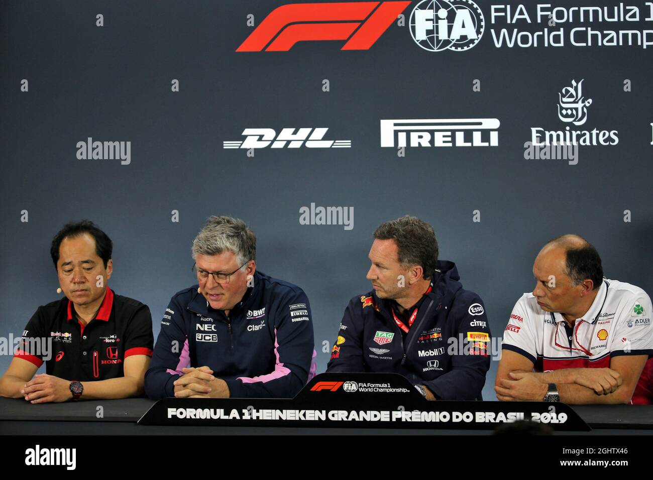 Conférence de presse de la FIA (de gauche à droite) : Toyoharu Tanabe (JPN) Honda Racing F1 Directeur technique; Otmar Szafnauer (USA) Racing point F1 Team Directeur général; Christian Horner (GBR) Red Bull Racing Team Directeur général; Frederic Vasseur (FRA) Alfa Romeo Racing Team Directeur général. 15.11.2019. Championnat du monde de Formule 1, Rd 20, Grand Prix brésilien, Sao Paulo, Brésil, Journée d'entraînement. Le crédit photo doit être lu : images XPB/Press Association. Banque D'Images