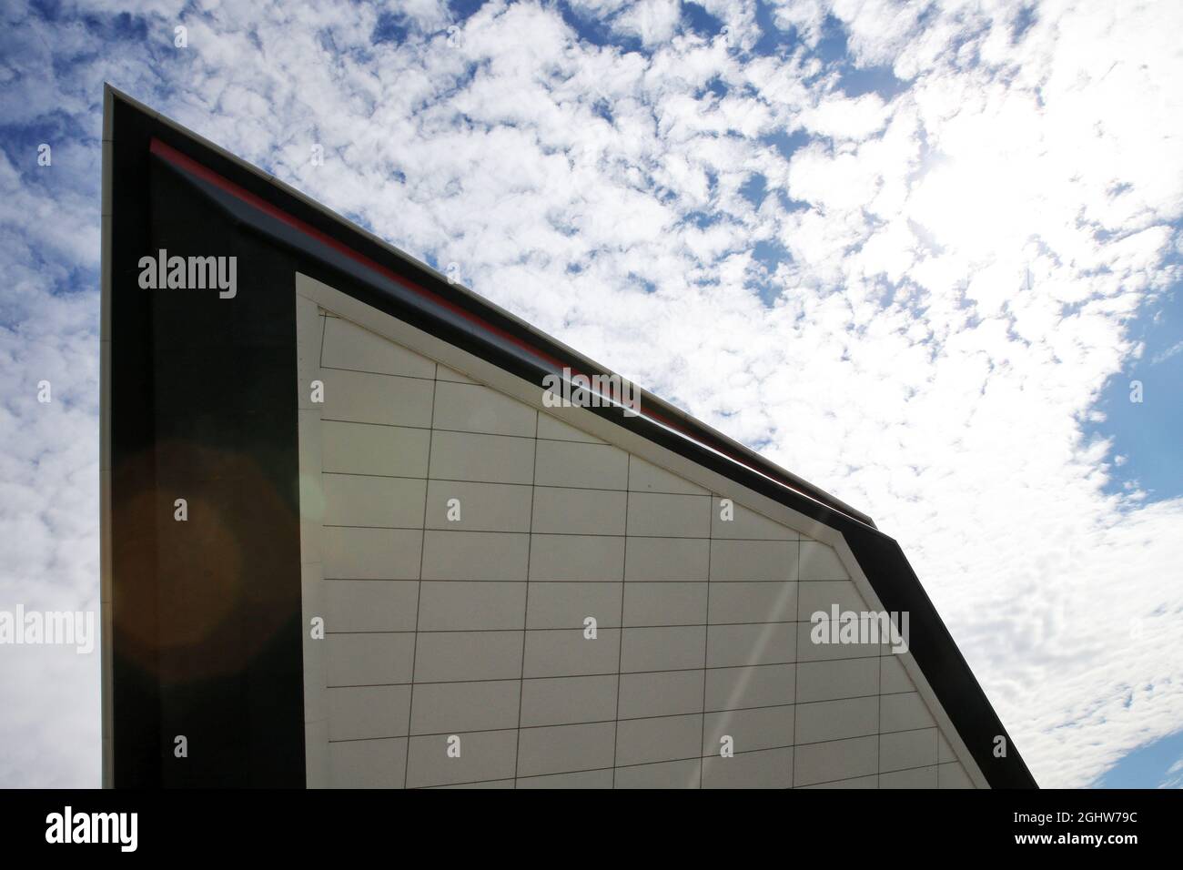 Ambiance de paddock - le bâtiment de l'aile. 30.07.2020. Championnat du monde de Formule 1, Rd 4, Grand Prix de Grande-Bretagne, Silverstone, Angleterre, Journée de préparation. Le crédit photo doit être lu : images XPB/Press Association. Banque D'Images