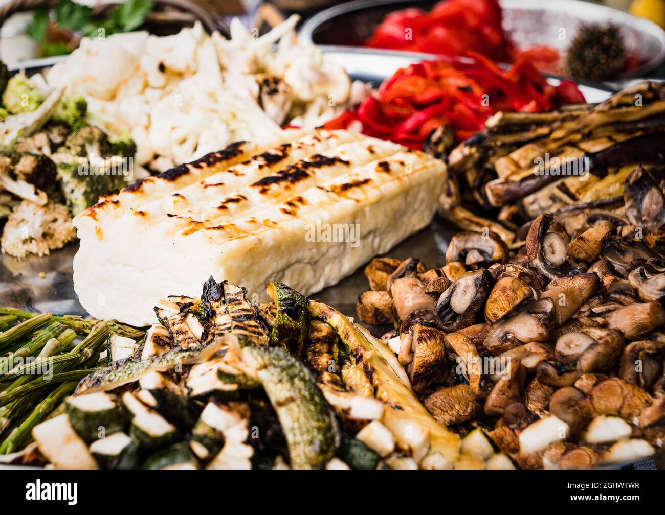 Cuisine grecque avec tofu en vente au festival du Chili du Waddesdon Manor. Banque D'Images