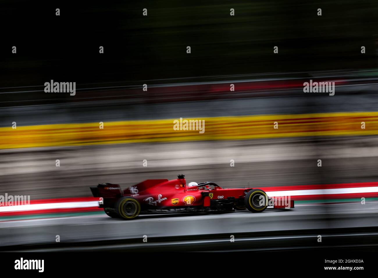 Charles Leclerc (mon) Ferrari SF-21. 02.07.2021. Championnat du monde de Formule 1, Rd 9, Grand Prix d'Autriche, Spielberg, Autriche, Journée d'entraînement. Le crédit photo doit être lu : images XPB/Press Association. Banque D'Images