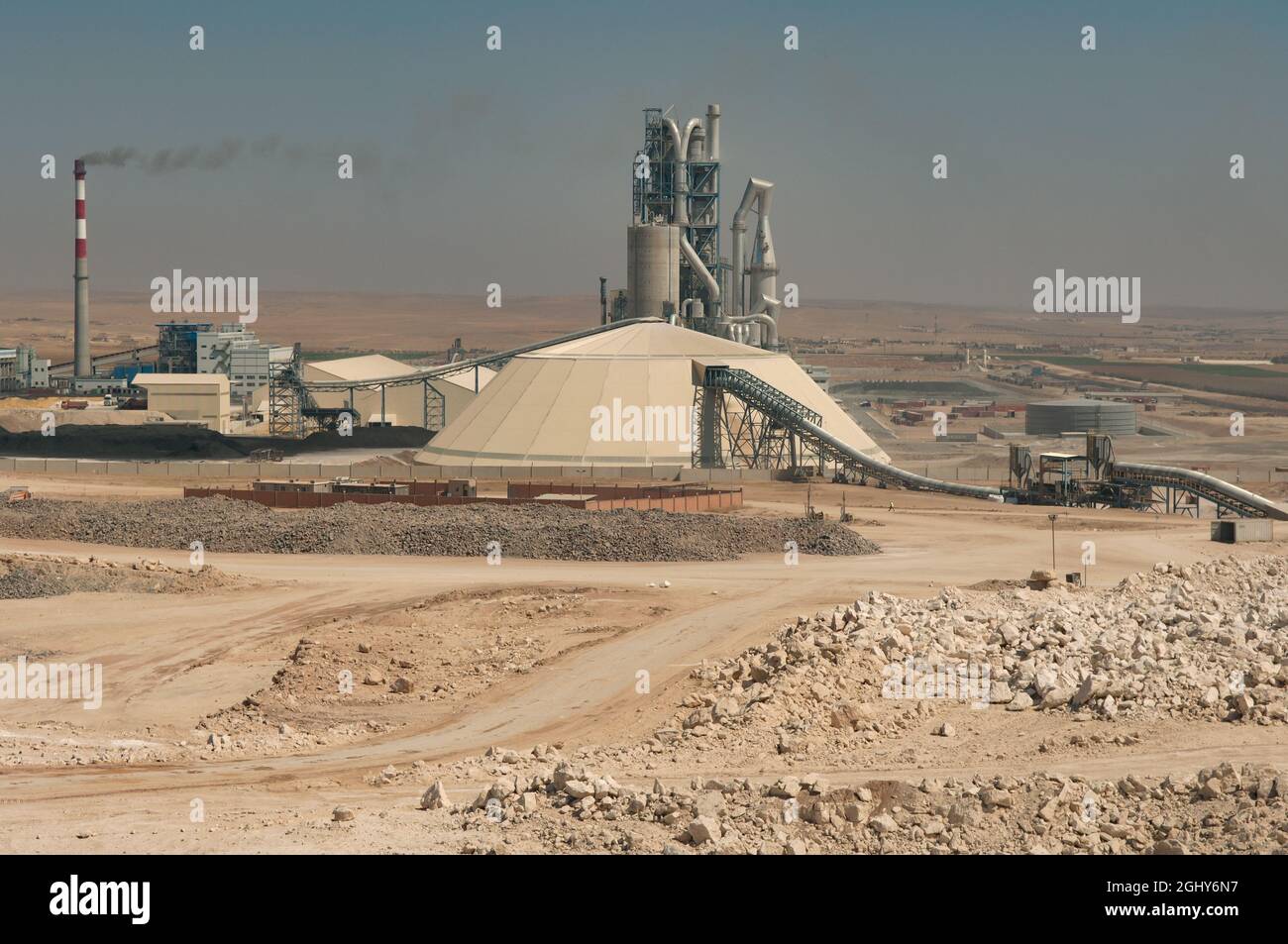 Raqqa, Syrie. 16 août 2011 Lafarge Cement Company dans le désert syrien près de Raqqa en Syrie Banque D'Images