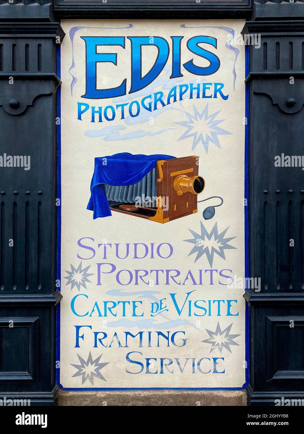Panneau publicitaire à l'extérieur d'une boutique de photographes édouardiens au Beamish Open Air Museum de Northumberland, dans le nord-est de l'Angleterre. Banque D'Images