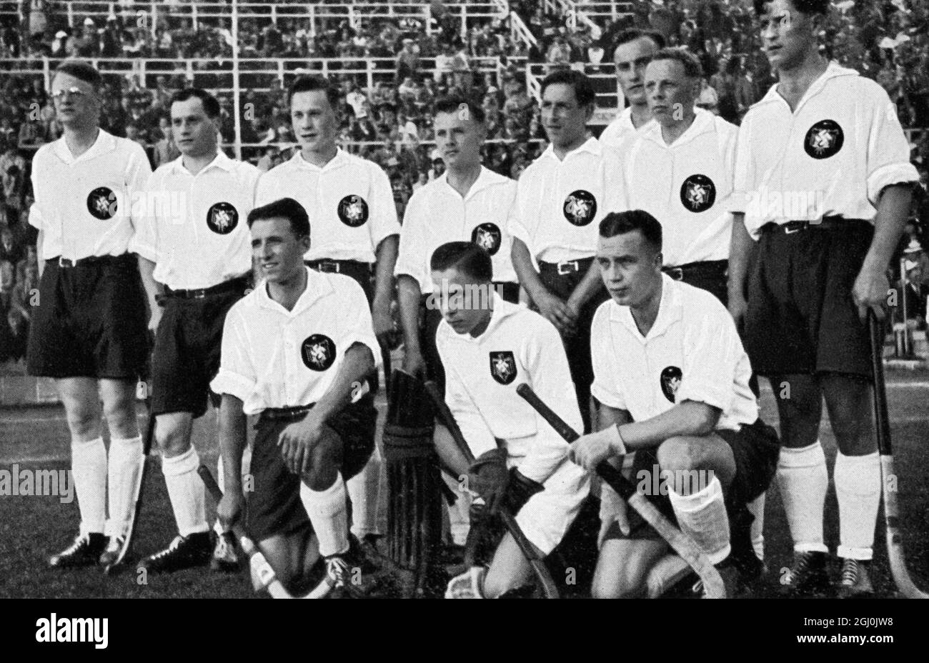 Jeux olympiques de 1936, Berlin - l'équipe allemande de hockey masculin. (Die deutsche Hockeymannschaft kam von Allen andem Mannschaften den Indem am nachten.) ©TopFoto Banque D'Images