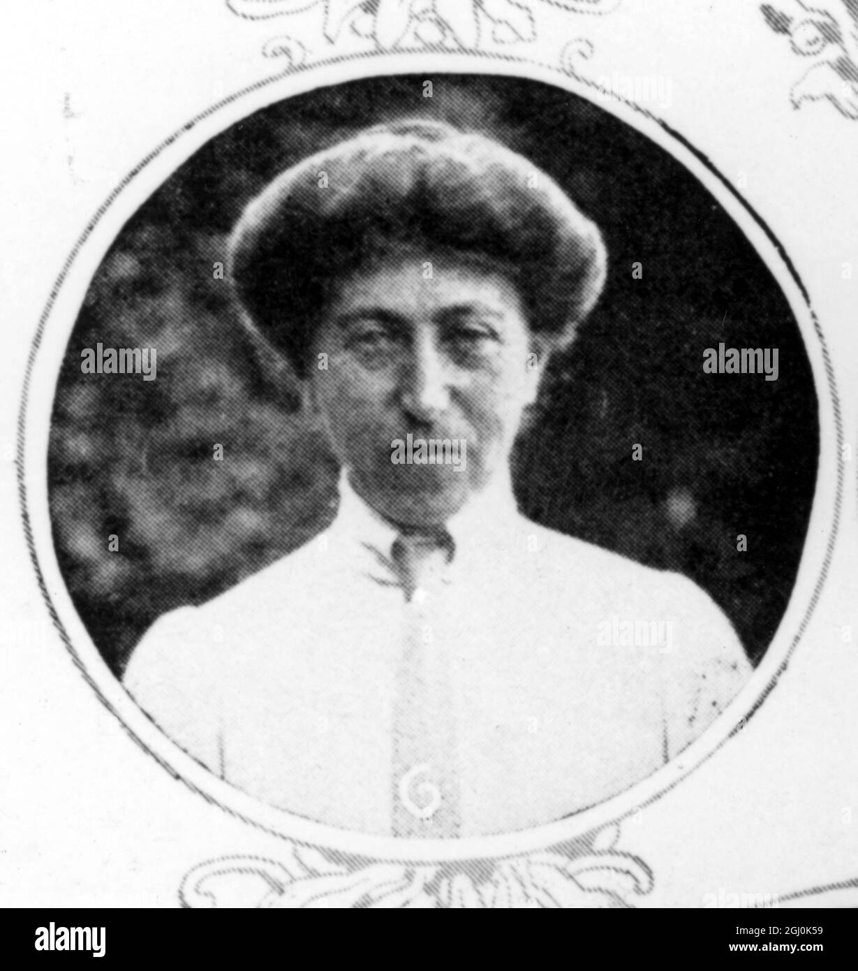 Mme Hillyard (BRI) à Wimbledon en juillet 1913 ©TopFoto *** Légende locale *** 1900 Mme G. Hillyard également 1899, 1897, 1894, 1889 Banque D'Images