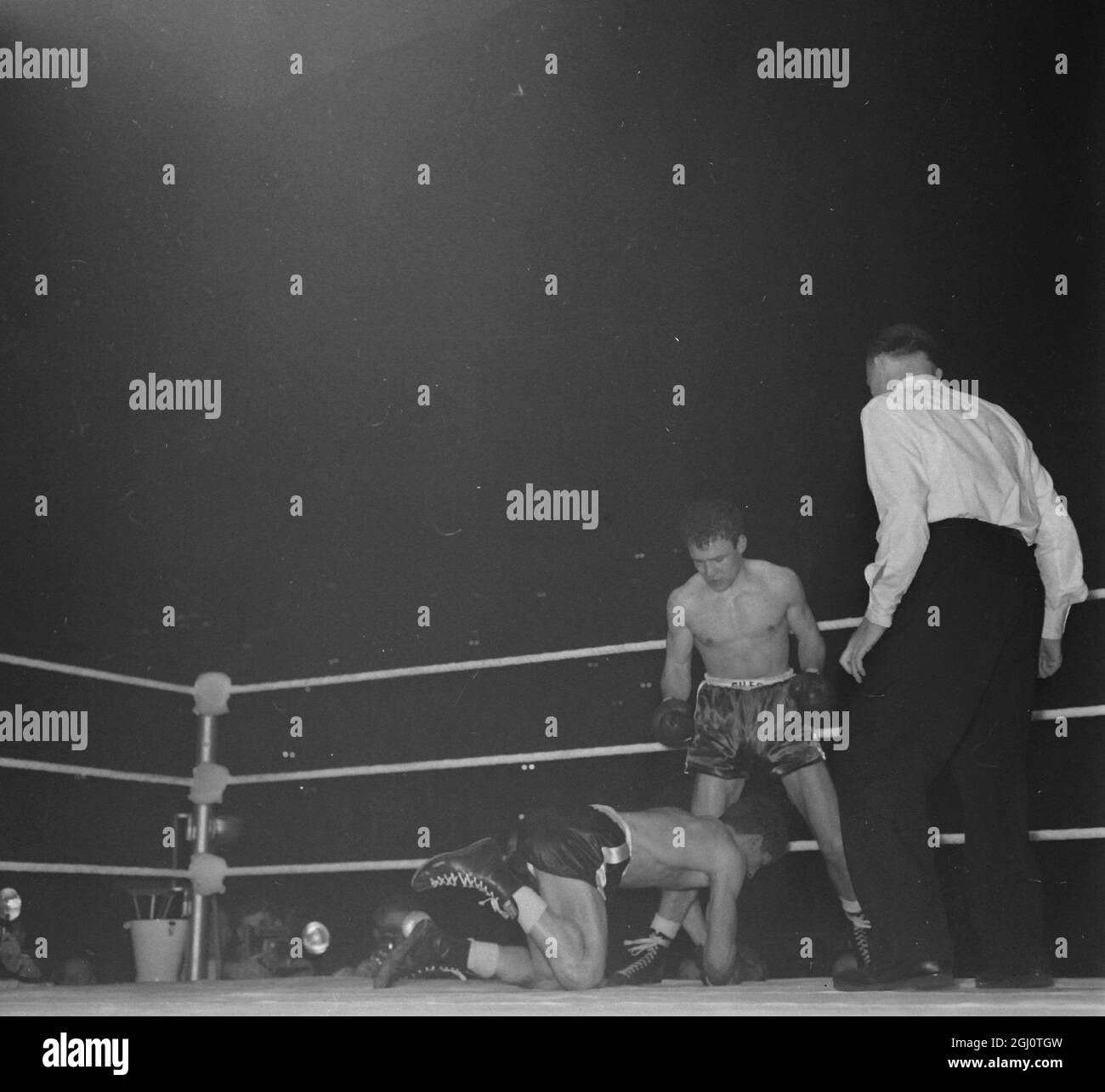 MARIO VECCHIATTO V DAVE CHARNLEY BOXE MATCH 29 MARS 1960 Banque D'Images