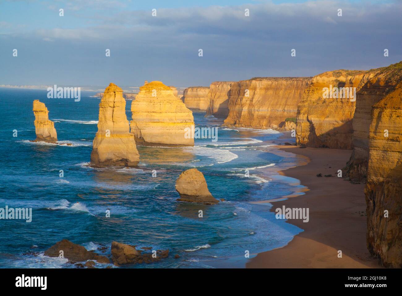 Douze Apôtres, parc national de Port Campbell le long de la Great Ocean Road à Victoria, en Australie. Banque D'Images