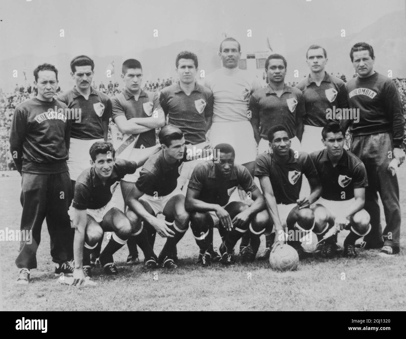 FOOTBALL COLOUMBIAN ÉQUIPE NATIONALE 21 DÉCEMBRE 1961 Banque D'Images