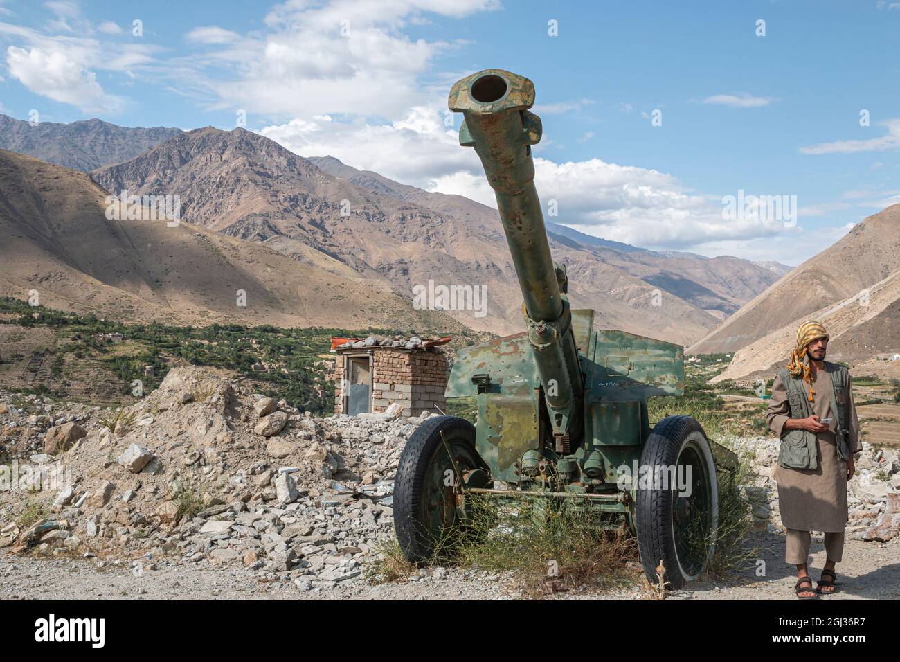 Vieux matériel militaire dans la vallée de Panjshir, en Afghanistan Banque D'Images
