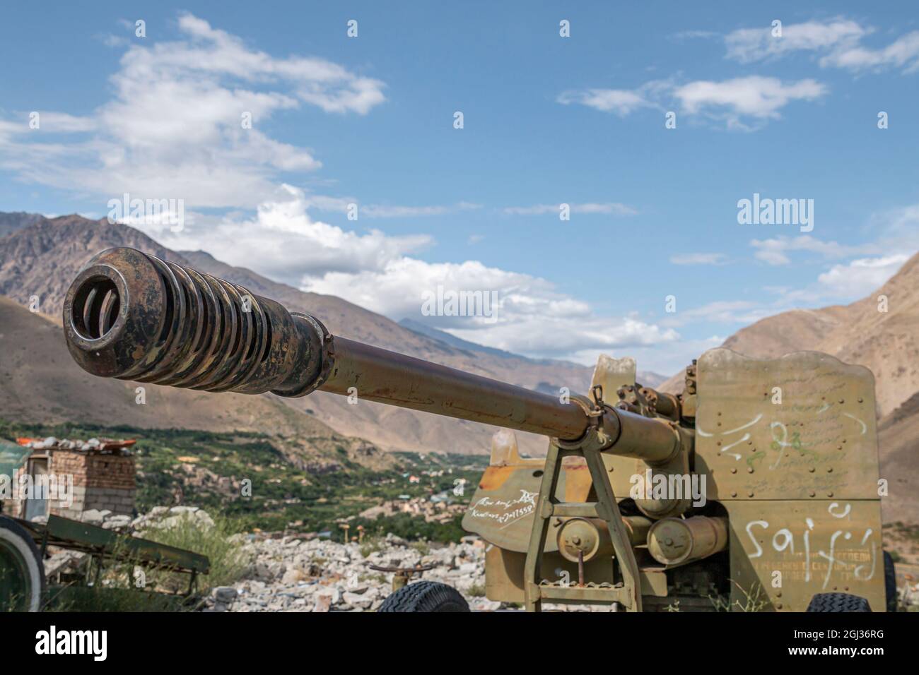 Vieux matériel militaire dans la vallée de Panjshir, en Afghanistan Banque D'Images