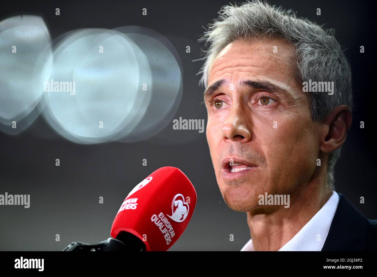 Paulo Sousa, directeur de la Pologne, s'adresse aux médias avant le match de qualification de la coupe du monde de la FIFA 2022 au PGE Narodowy Stadium, à Varsovie. Date de la photo: Mercredi 8 septembre 2021. Banque D'Images