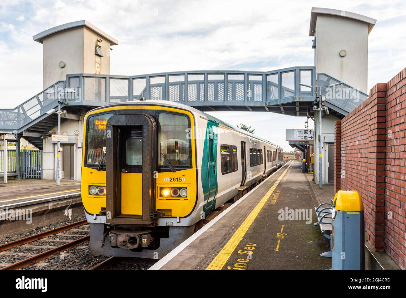 Train de voyageurs Iarnród Éireann à la gare de Midleton, Midleton, East Cork, Irlande. Banque D'Images