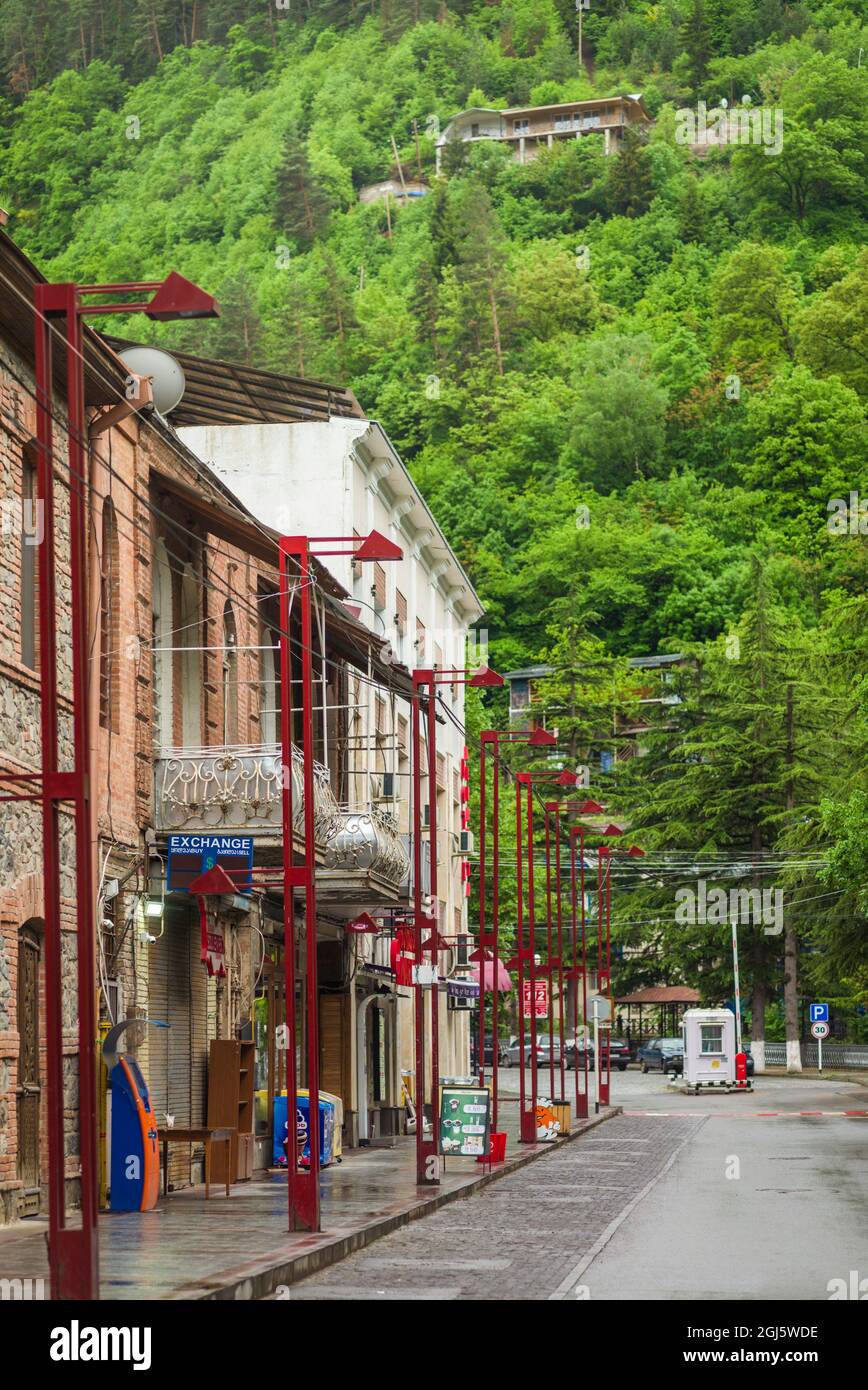 Géorgie, Borjomi. Célèbre station d'eau minérale, bâtiments à la zone du parc aquatique. Banque D'Images