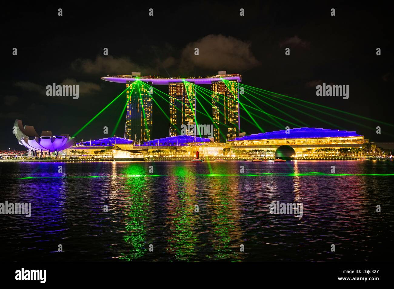 Spectacle de lumière et d'eau Spectra à Marina Bay Sands, Singapour. Banque D'Images