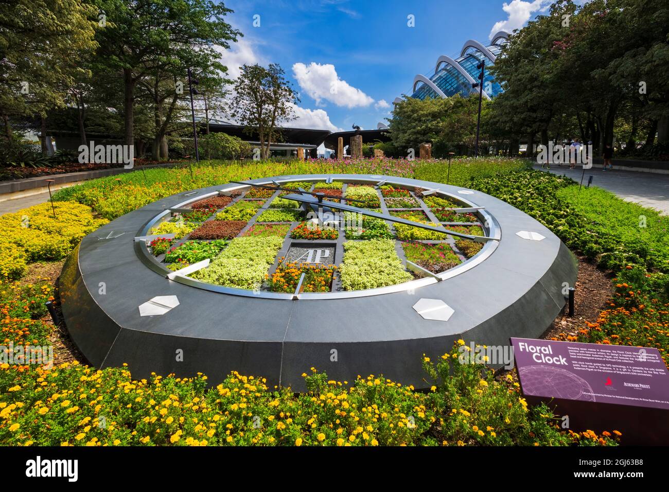 L'horloge florale de Gardens by the Bay, Singapour. Banque D'Images