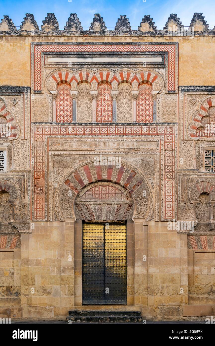 Puerta de San Esteban, l'une des plus anciennes portes de la mosquée–Cathédrale de Cordoue, Andalousie, Espagne Banque D'Images