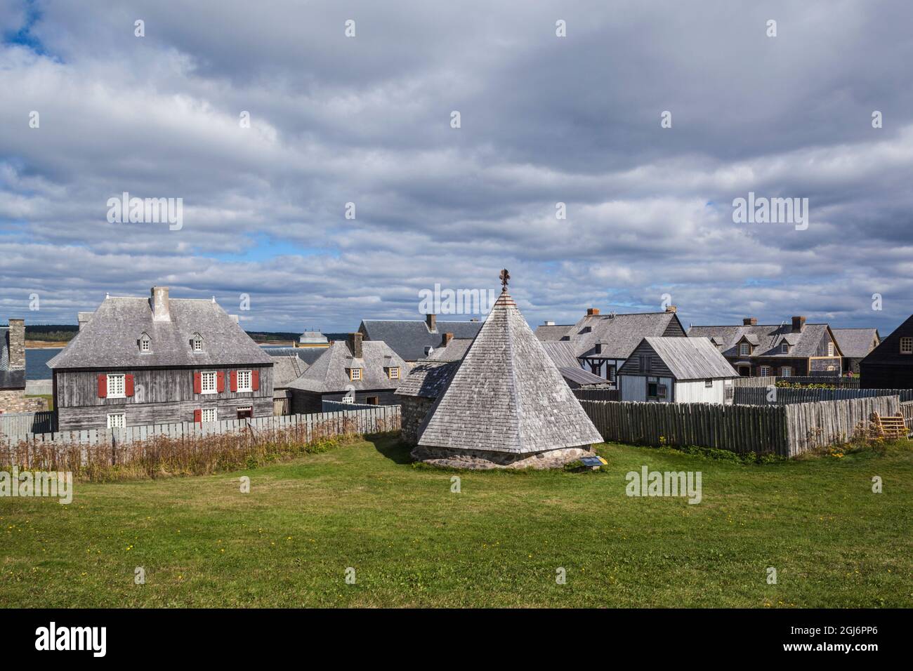 Le Canada, la Nouvelle-Écosse, Louisbourg, Fortress of Louisbourg National Historic Park, reconstruit les bâtiments de la ville Banque D'Images