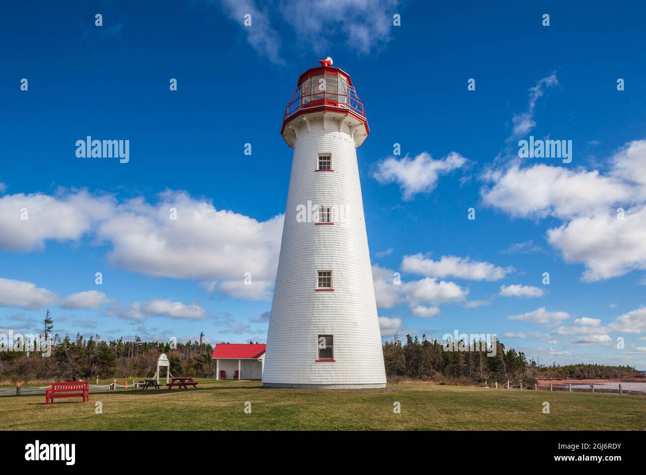 Canada, Île-du-Prince-Édouard, phare de point Prim. Banque D'Images