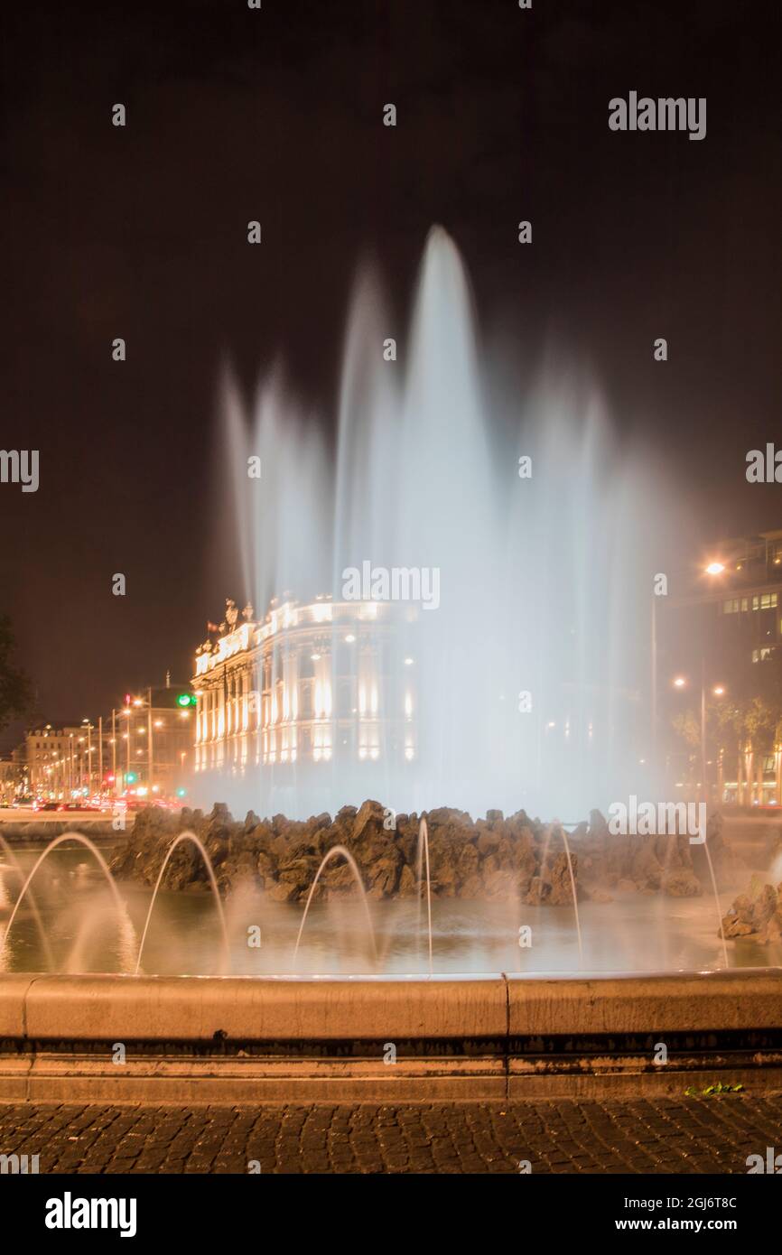 Europe, Autriche, Vienne, Hochstrahlbrunnen, Fontaine commémorant l'approvisionnement en eau de Vienne Banque D'Images