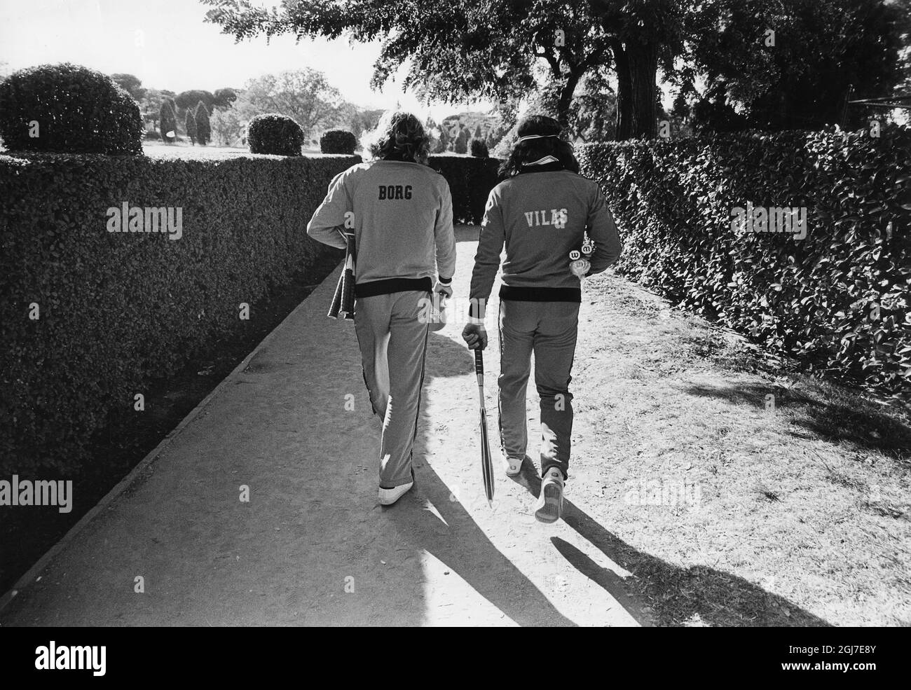 MADRID 1974 Bjorn Borg avec son ami et adversaire, Guillermo Vilas d'Argentine. Foto Jacob Forsell / Expressen / TT Kod 14 Banque D'Images