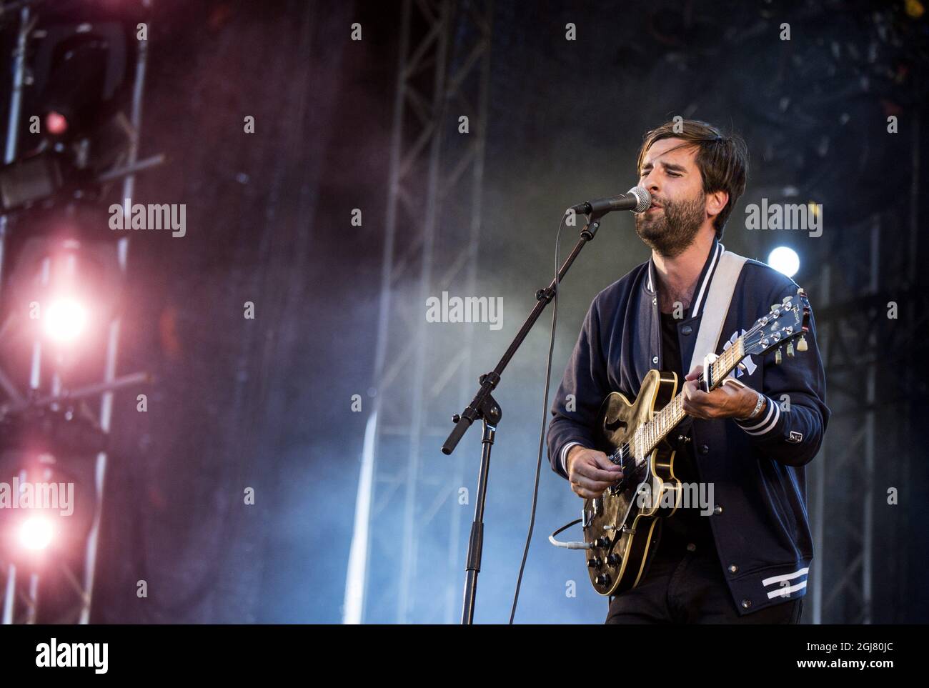 SIGTUNA 20130615 Adam Olenius, chanteur du groupe suédois 'shout Out Louds', se produit lors du festival Hultsfred à Sigtuna, en Suède, le 15 juin 2013. Photo: Christine Olsson / SCANPIX / code 10430 Banque D'Images