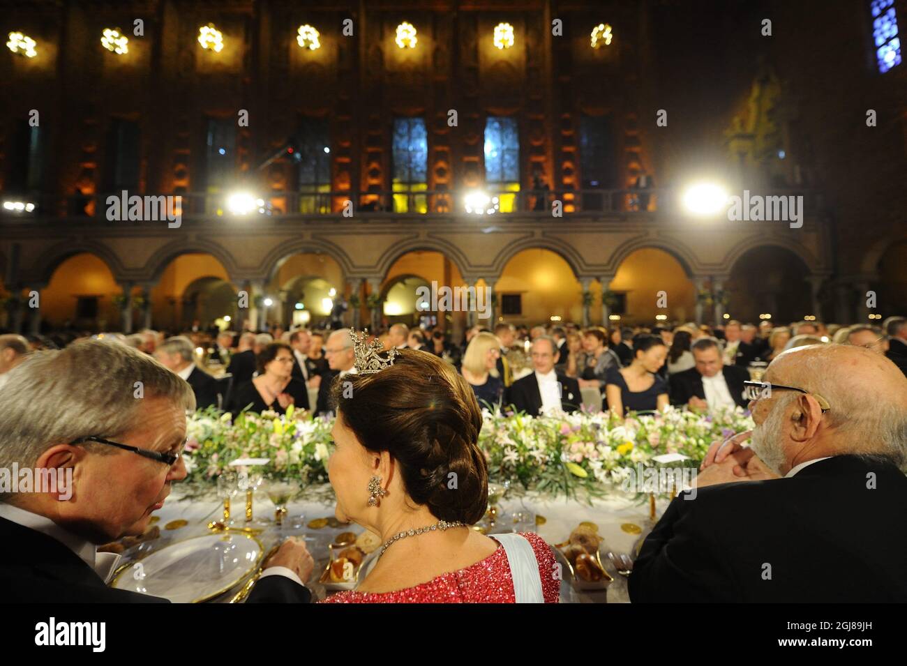 STOCKHOLM 2013-12-10 la reine Silvia de Suède le traditionnel banquet de gala Nobel à l'hôtel de ville de Stockholm, le 10 décembre 2013, à la suite des cérémonies de remise des prix Nobel de médecine, de physique, de chimie, de littérature et de sciences économiques. Photo: Henrik Montgomery / TT / code 10060 Banque D'Images