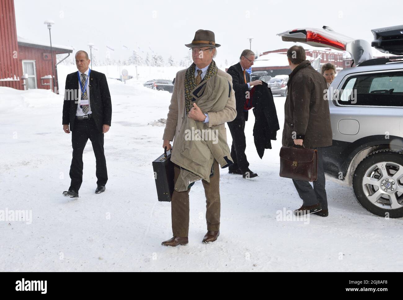 SALEN 20140112 le roi Carl XVI Gustaf est vu à l'arrivée à la Conférence annuelle de la Défense à Salen, Suède, le 12 janvier 2014 Foto: Henrik Montgomery / TT / Kod: 10060 Banque D'Images