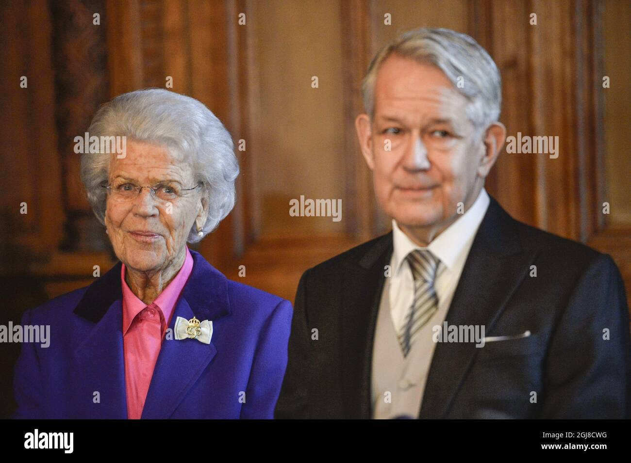 STOCKHOLM 20140226 : le nom de l'enfant de la princesse Madeleine et de son mari Christopher O'Neill à Leonore Lilian Maria, princesse et duchesse de Gotland, a été commenté au Palais Royal de Stockholm, Suède, le mercredi 26 février 2014, par de gauche à droite: Senechal Alice Trolle Wachtmeister, Maréchal du Royaume Svante Lindqvist. Foto: Henrik Montgomery / TT / Kod 10060 Banque D'Images